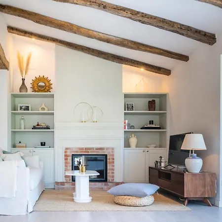 Only Families And With Private Pool Holiday home